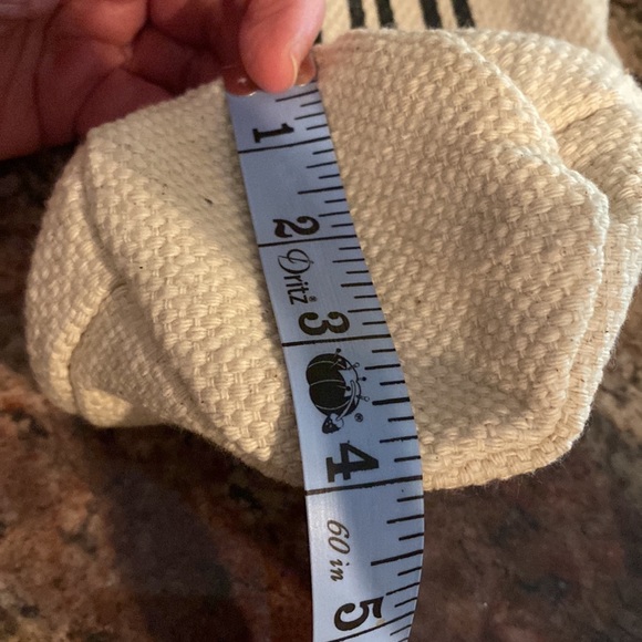 Mud Pie Burlap Wine Tote w/ attached matching cream tie wrap, GOOD company, NWT - Picture 10 of 10